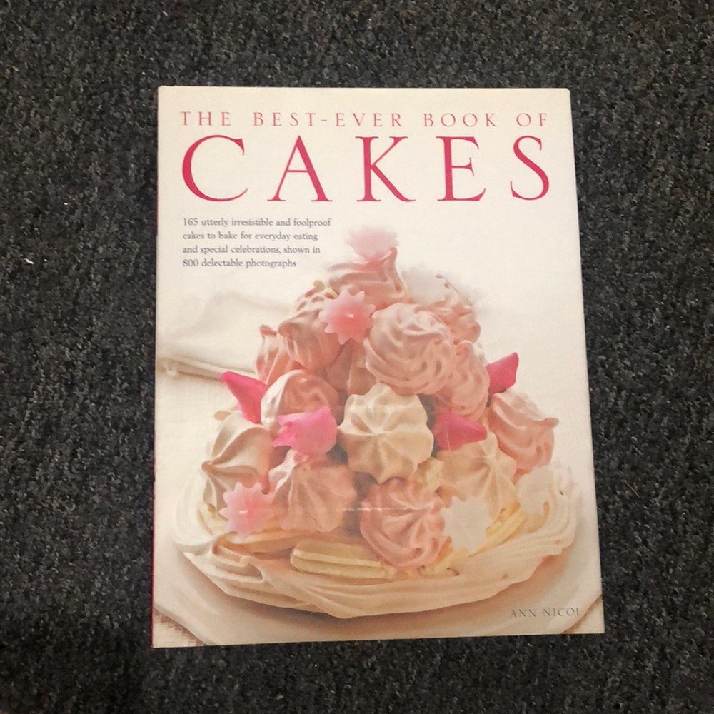 The best ever book of cakes